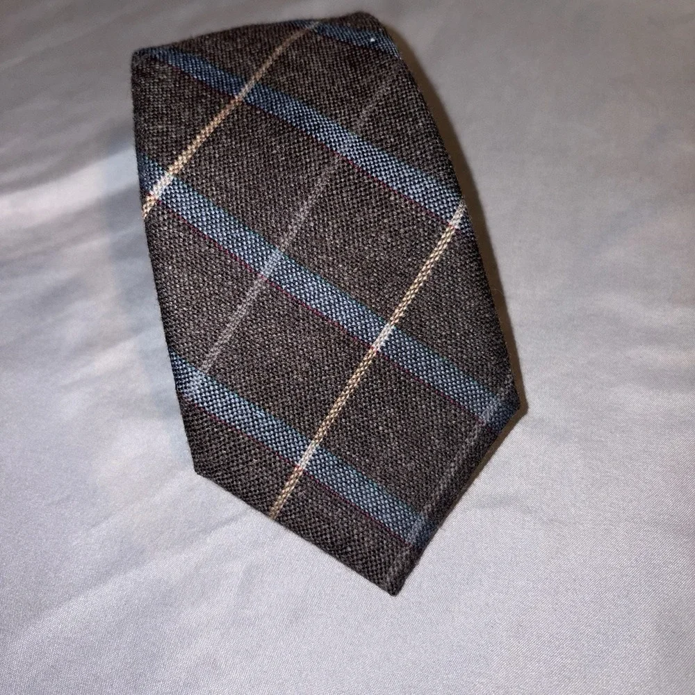 Cambridge Classics Mervyn's Men's Vintage Lambswool Necktie Gray 3x57 Damaged
